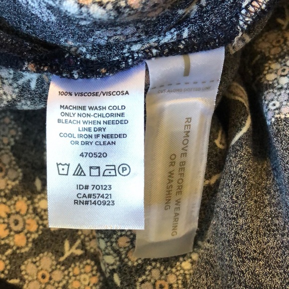 Loft long sleeve floral dress medium - Picture 6 of 6